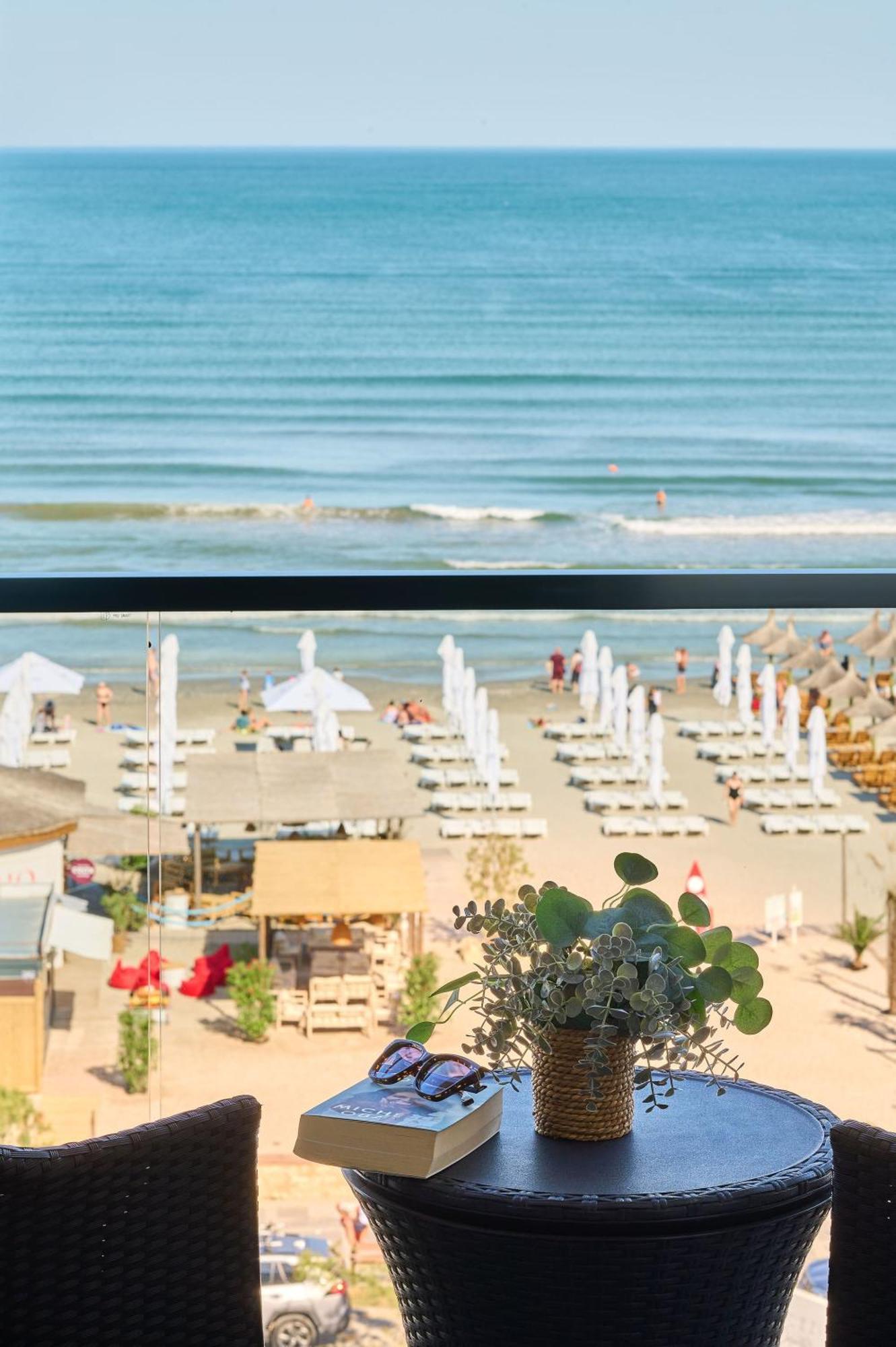 Alma Apartment In Infinity Beach Resort - Parking Mamaia Esterno foto