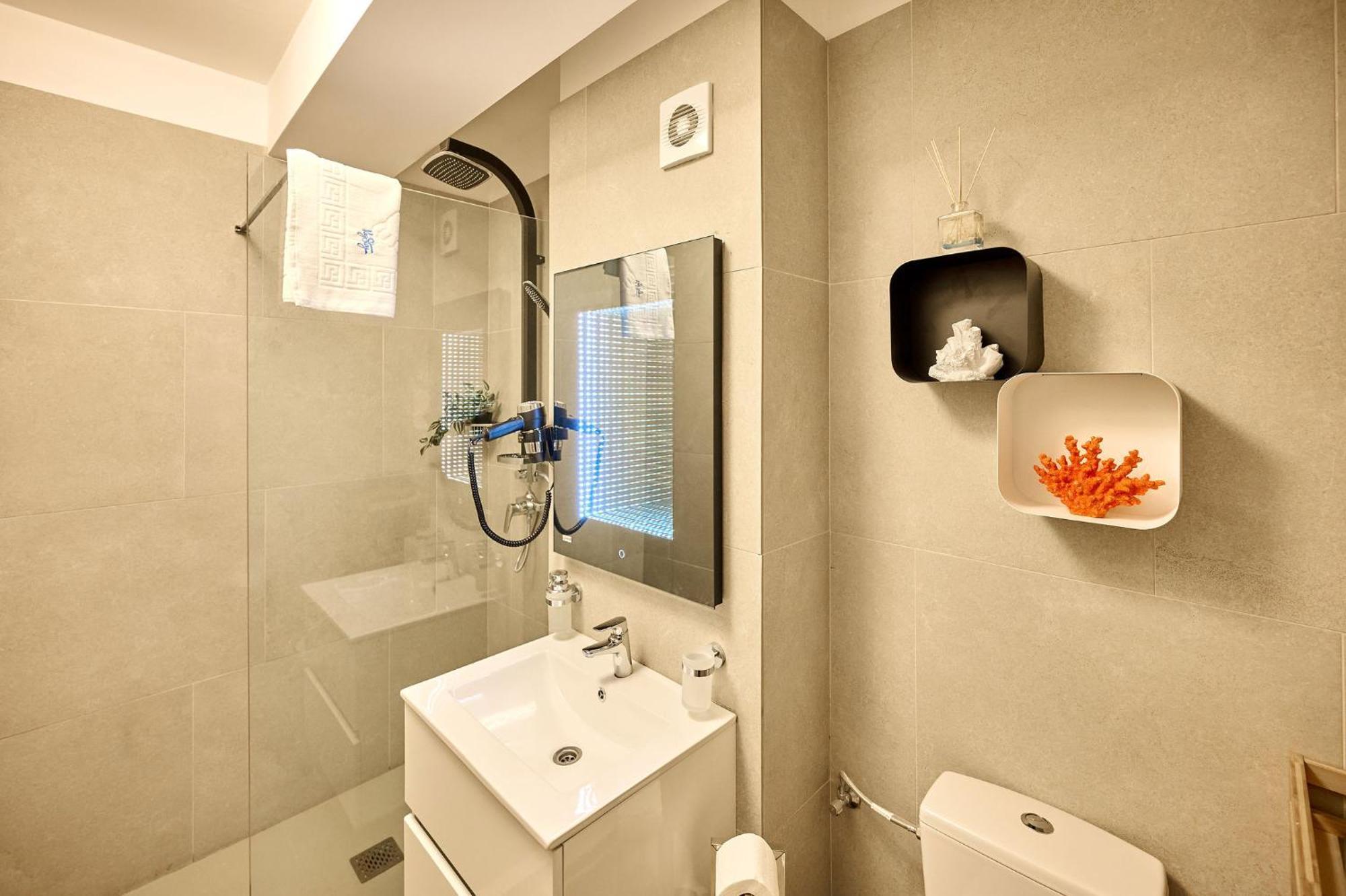 Alma Apartment In Infinity Beach Resort - Parking Mamaia Esterno foto